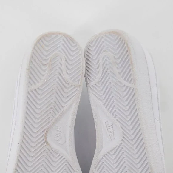 Nike White Women's Athletic Sneakers - Picture 8 of 9